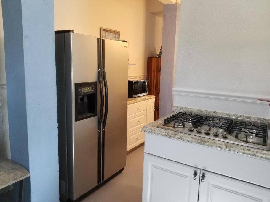 The Seahorse Apt - Lakeside And Close To The Beach Daire Galveston Dış mekan fotoğraf